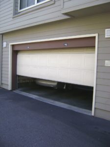 Besoin d’une réparation de porte de garage